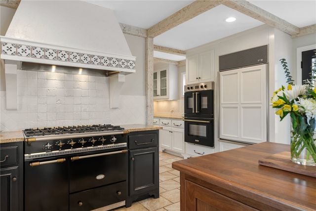 2516 Sugar Valley Road, Seneca, SC 29672