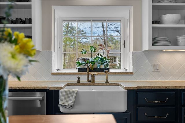 2516 Sugar Valley Road, Seneca, SC 29672