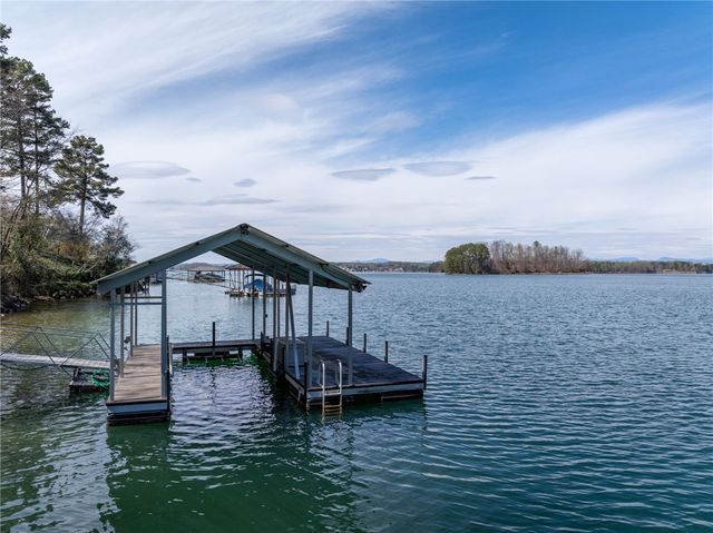 2516 Sugar Valley Road, Seneca, SC 29672