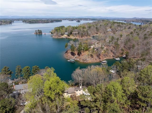 2516 Sugar Valley Road, Seneca, SC 29672