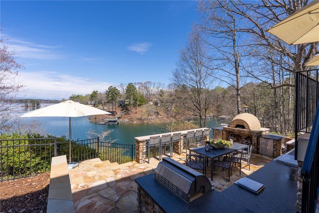 2516 Sugar Valley Road, Seneca, SC 29672