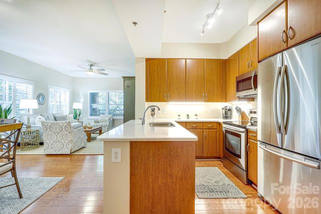 1320 Fillmore Avenue 305, Charlotte, NC 28203