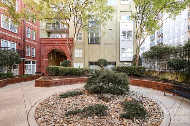 1320 Fillmore Avenue 305, Charlotte, NC 28203
