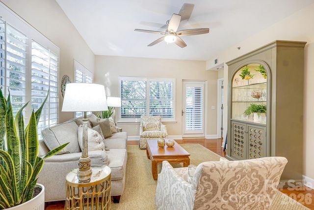 1320 Fillmore Avenue 305, Charlotte, NC 28203