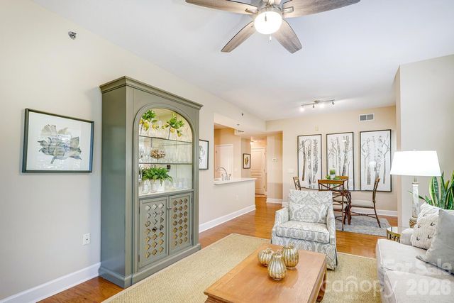 1320 Fillmore Avenue 305, Charlotte, NC 28203