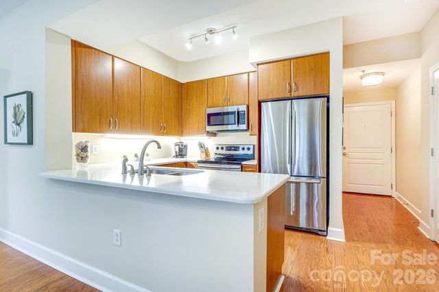 1320 Fillmore Avenue 305, Charlotte, NC 28203