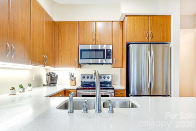 1320 Fillmore Avenue 305, Charlotte, NC 28203