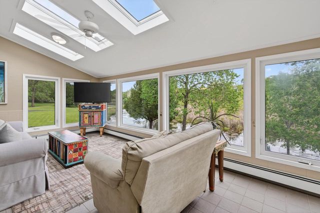 6215 Riesch ROAD, West Bend, WI 53095
