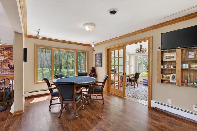 6215 Riesch ROAD, West Bend, WI 53095