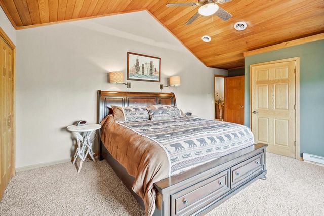 6215 Riesch ROAD, West Bend, WI 53095
