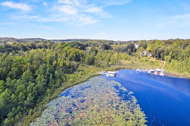 6215 Riesch ROAD, West Bend, WI 53095