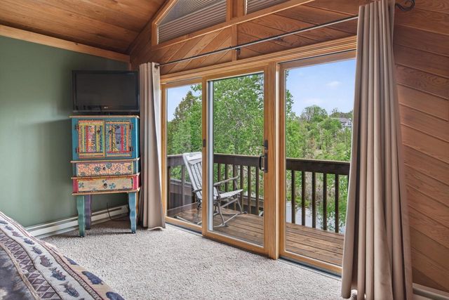 6215 Riesch ROAD, West Bend, WI 53095