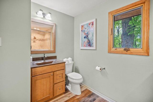 6215 Riesch ROAD, West Bend, WI 53095