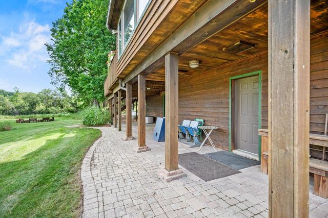 6215 Riesch ROAD, West Bend, WI 53095