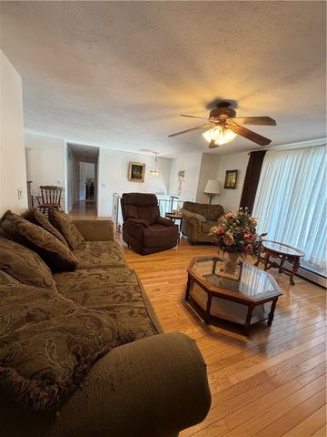 6 Balsam Court, Johnston, RI 02919