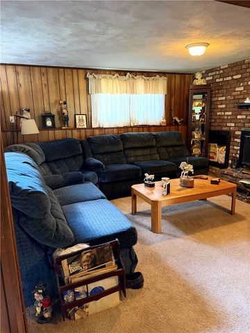 6 Balsam Court, Johnston, RI 02919