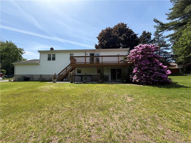 6 Balsam Court, Johnston, RI 02919