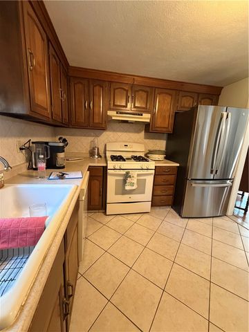 6 Balsam Court, Johnston, RI 02919