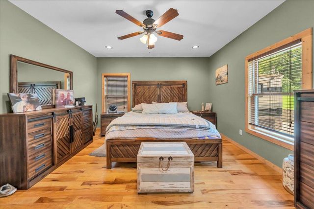 250 Cameron Road, Jasper, TN 37347