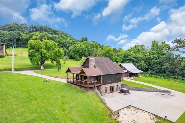 250 Cameron Road, Jasper, TN 37347
