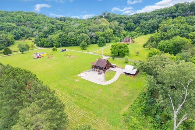 250 Cameron Road, Jasper, TN 37347