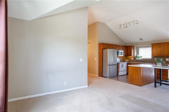 221 N 71st Street, Kansas City, KS 66112