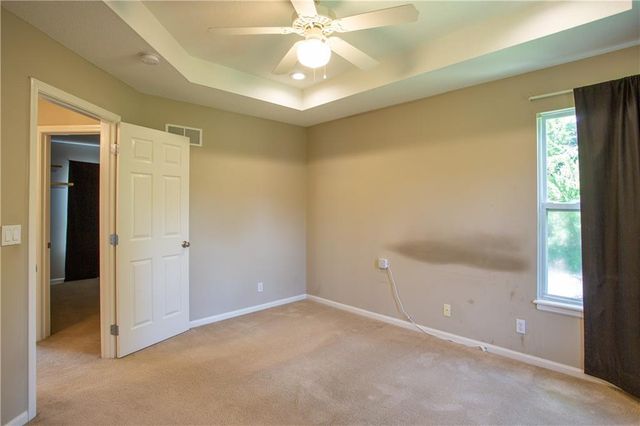 221 N 71st Street, Kansas City, KS 66112