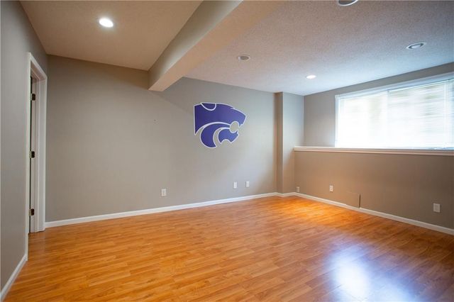 221 N 71st Street, Kansas City, KS 66112