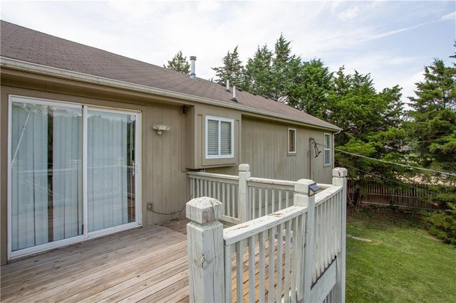221 N 71st Street, Kansas City, KS 66112