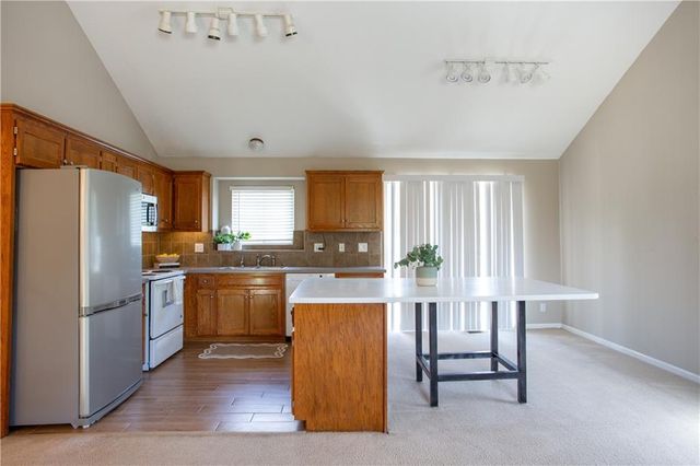 221 N 71st Street, Kansas City, KS 66112