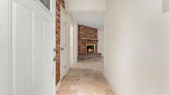 16719 Creeksouth Road, Houston, TX 77068