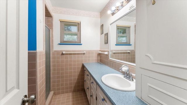 16719 Creeksouth Road, Houston, TX 77068