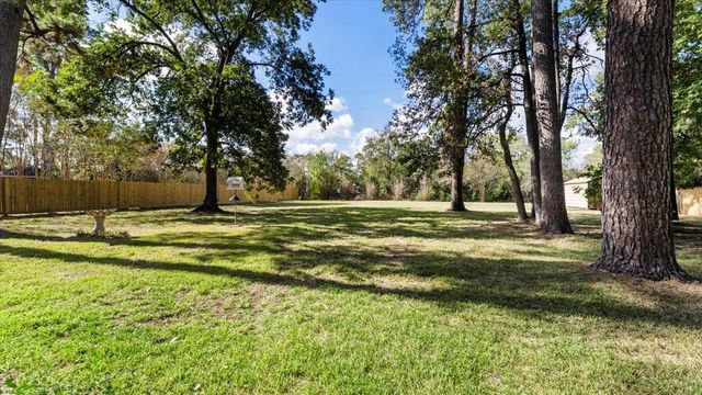 16719 Creeksouth Road, Houston, TX 77068