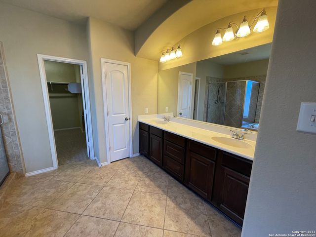 2352 OAK RUN PKWY, New Braunfels, TX 78132