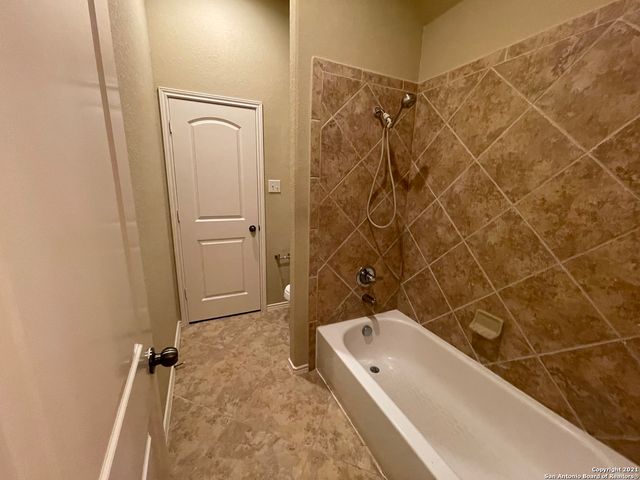 2352 OAK RUN PKWY, New Braunfels, TX 78132