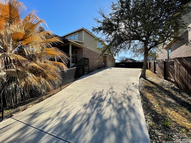 2352 OAK RUN PKWY, New Braunfels, TX 78132