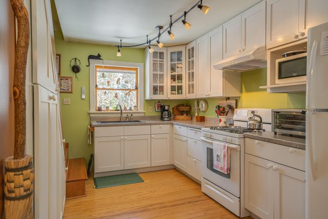 122 Moose Pond Lane, Bloomingdale, NY 12913