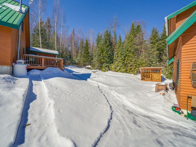 122 Moose Pond Lane, Bloomingdale, NY 12913