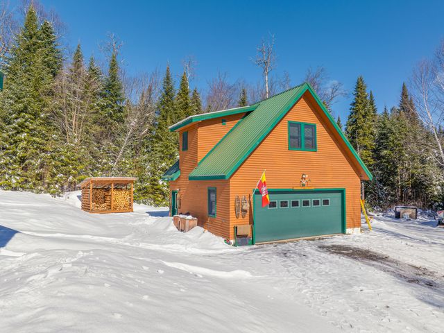 122 Moose Pond Lane, Bloomingdale, NY 12913