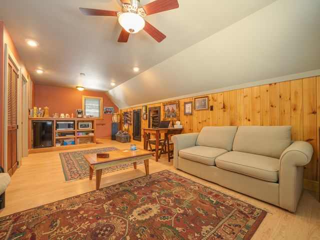 122 Moose Pond Lane, Bloomingdale, NY 12913