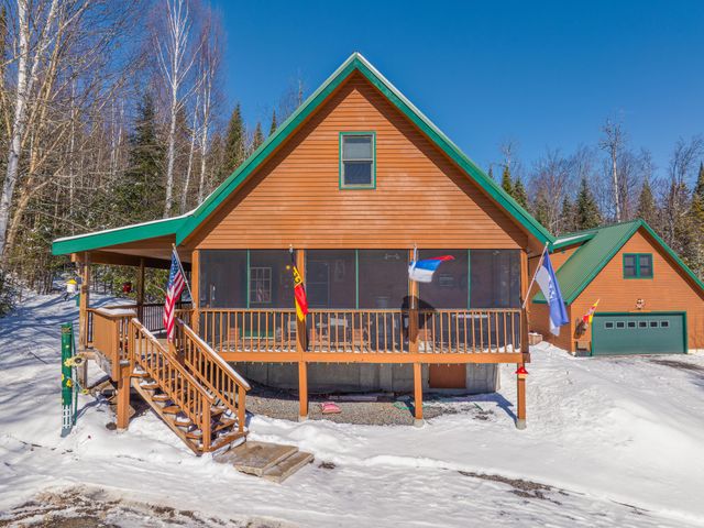 122 Moose Pond Lane, Bloomingdale, NY 12913