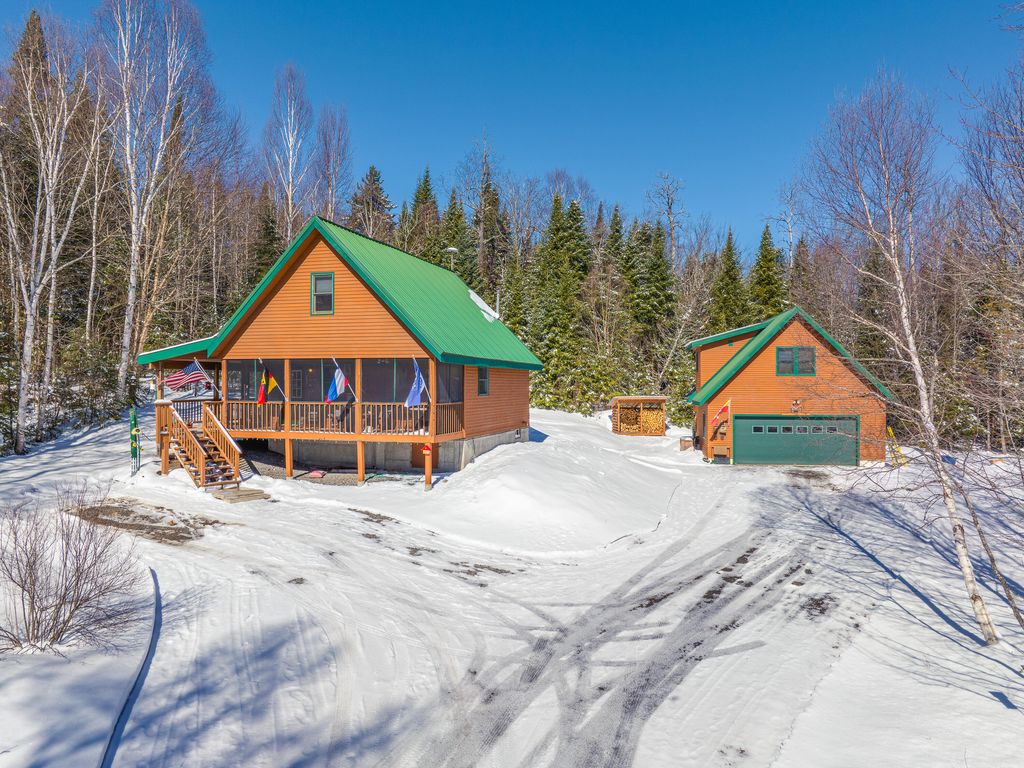 122 Moose Pond Lane, Bloomingdale, NY 12913