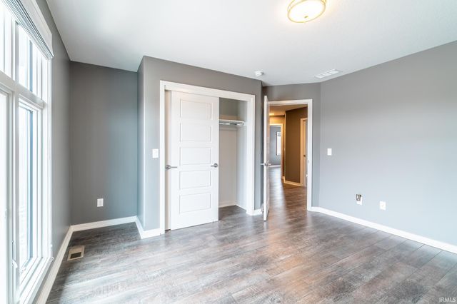 14277 Aboite Road, Roanoke, IN 46783