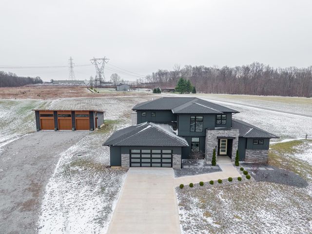 14277 Aboite Road, Roanoke, IN 46783