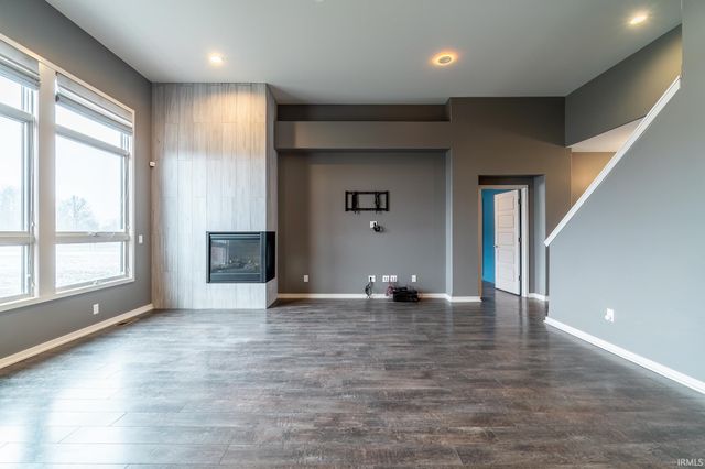 14277 Aboite Road, Roanoke, IN 46783