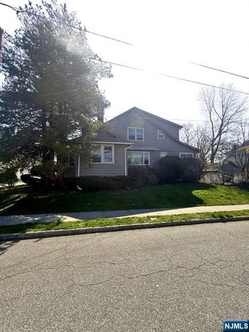 12 Hillcrest Road, Maplewood, NJ 07040