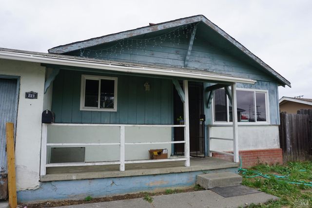221 Arguello Ave, Vallejo, CA 94591