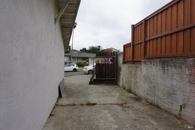 221 Arguello Ave, Vallejo, CA 94591