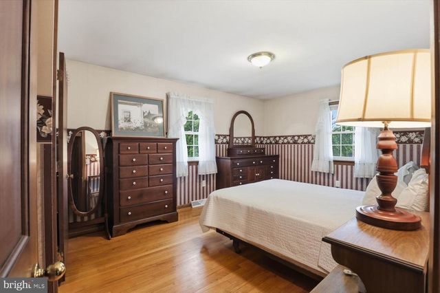 324 SOUTHVIEW DR, Ephrata, PA 17522