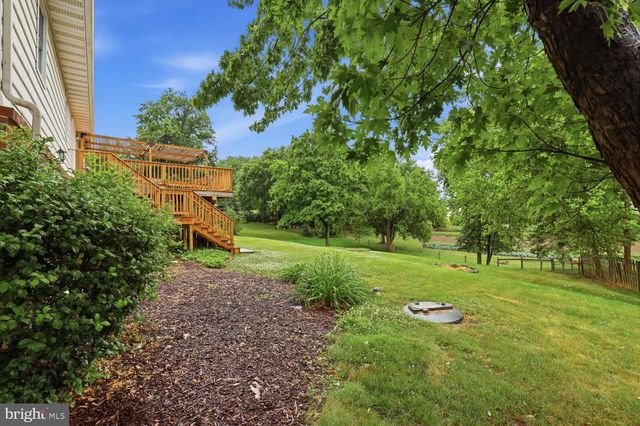 324 SOUTHVIEW DR, Ephrata, PA 17522